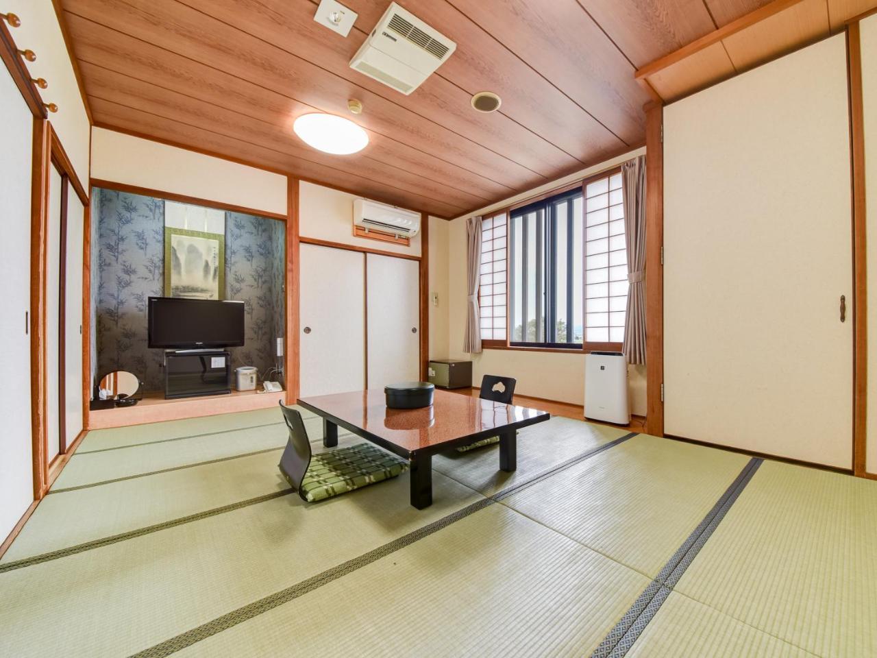 Shichijo Onsen Dome Hotel Kikuchi Exterior foto